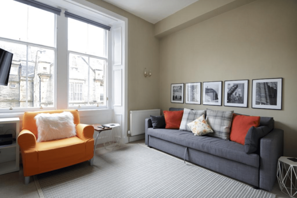 Dean Park St – Lovely 1BR in famous Stockbridge!