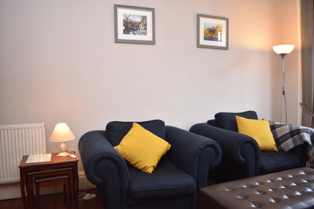 East Claremont Street – Beautiful 2BR apartment