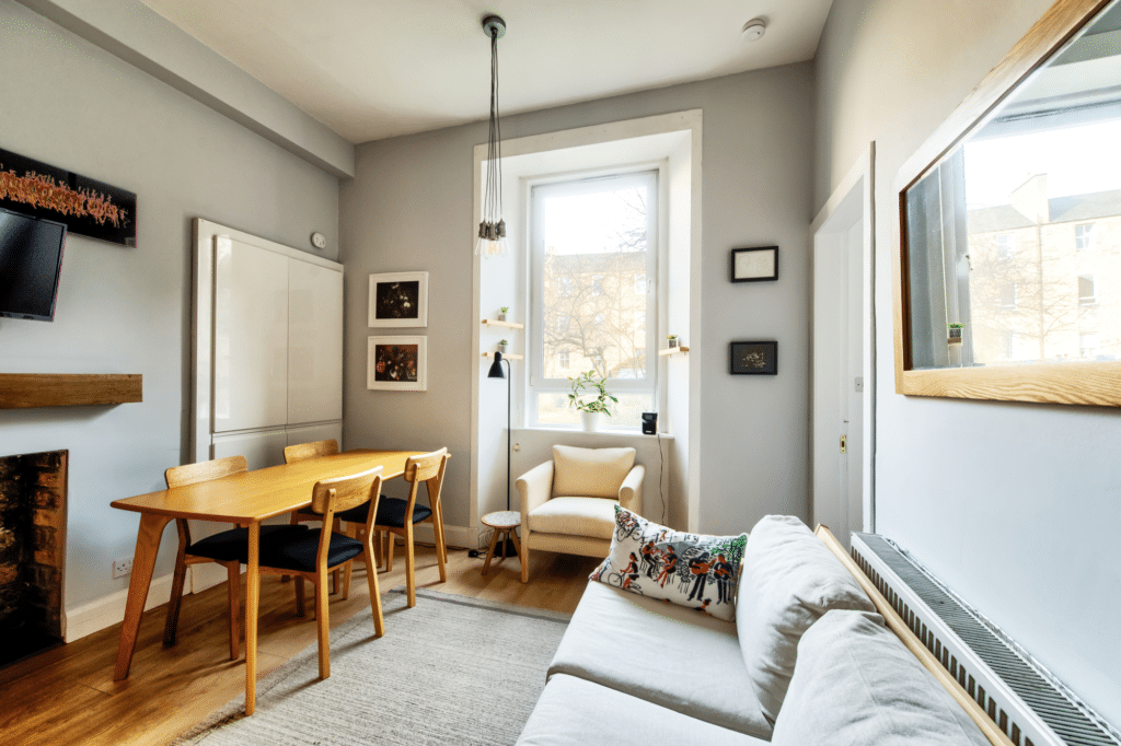 McNeil Str – Delightful 2-bed with garden access, Viewforth