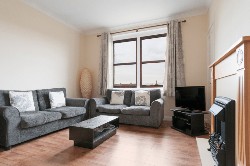 Main Street,Redding – M9 Falkirk Apartment