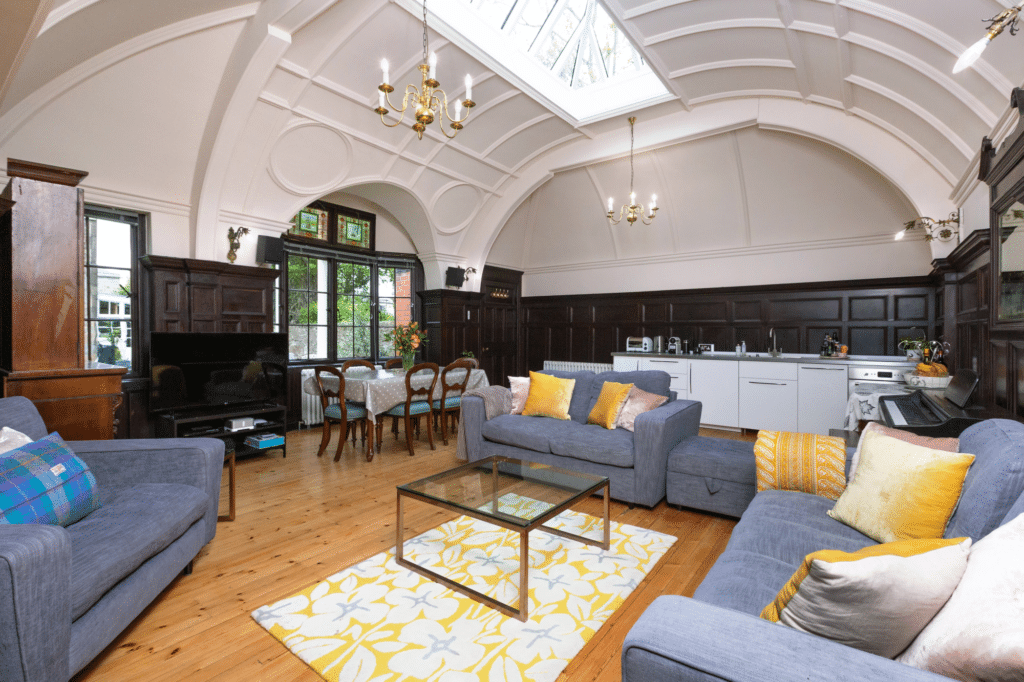 Minto Street – Cosy Victorian Cottage w Parking