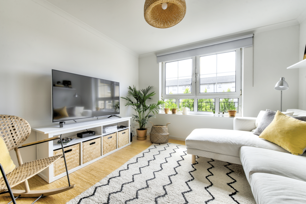 Stead’s Place – Leith Boho Chic 2 bed with parking