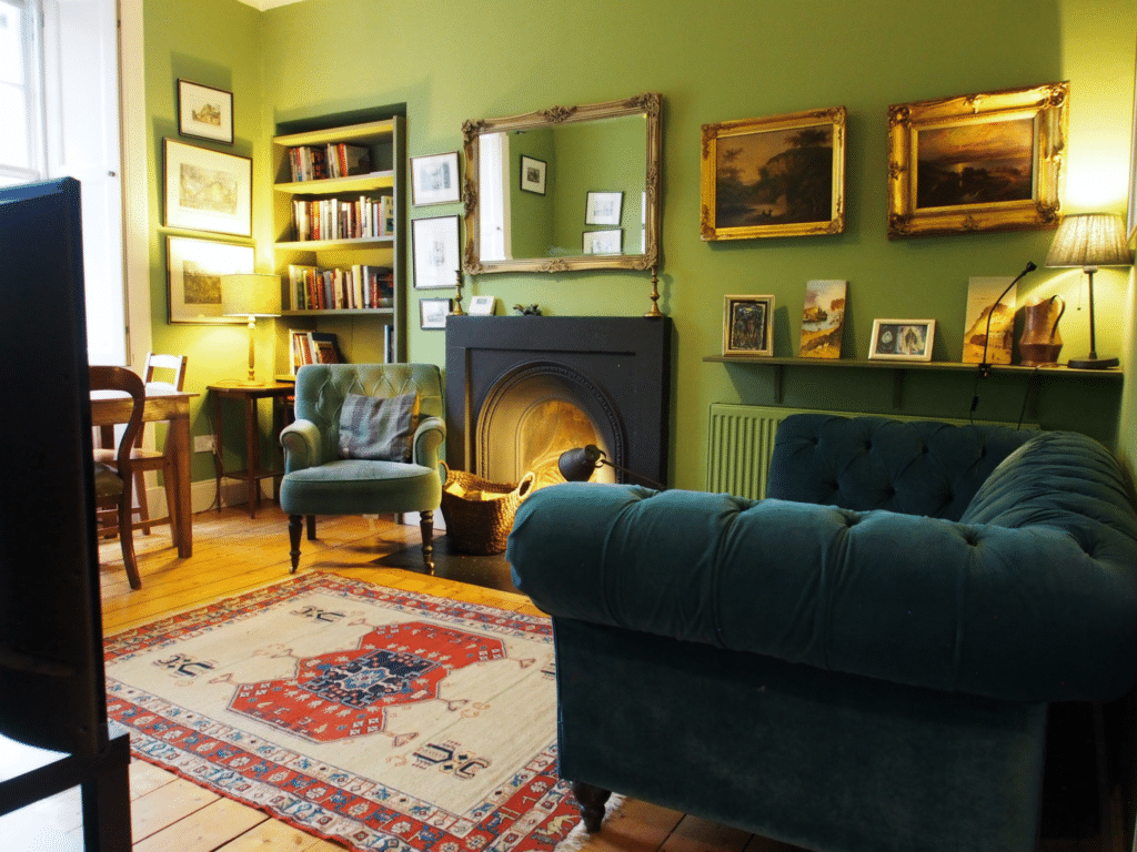 Grassmarket – Stylish Grassmarket Flat with Castle View